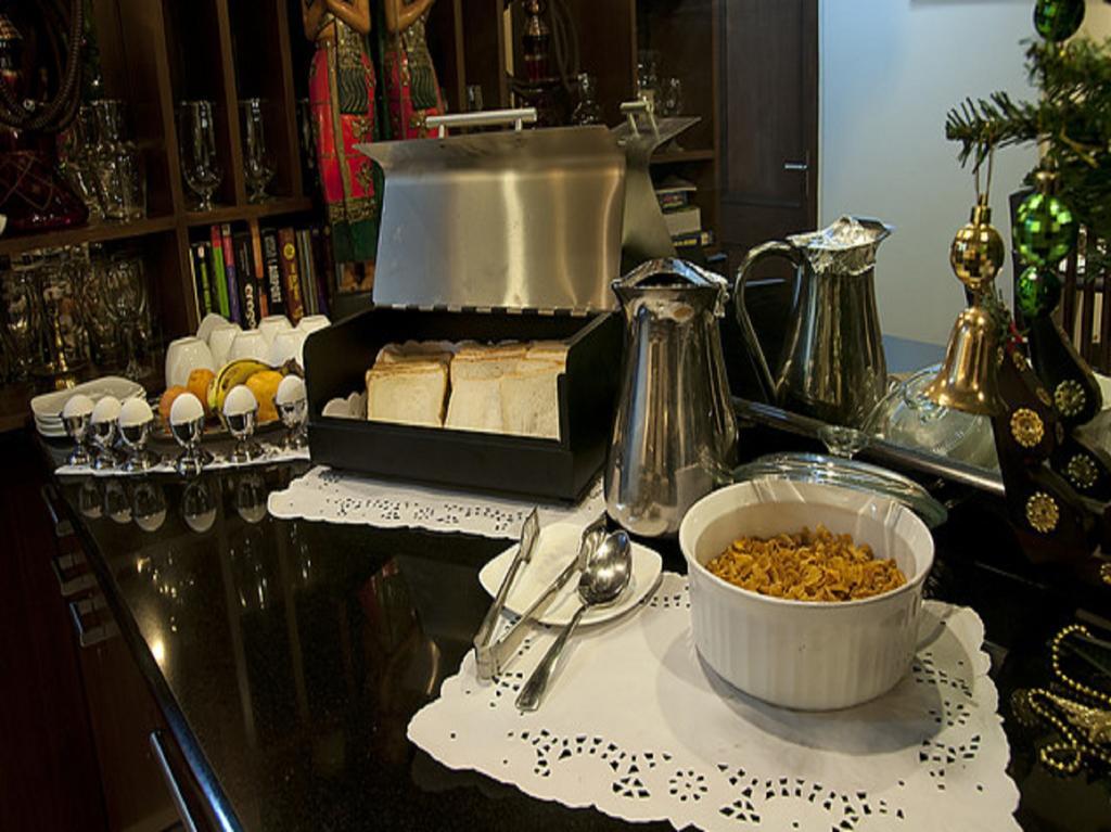 Red Maple Bed & Breakfast Νέο Δελχί Εξωτερικό φωτογραφία